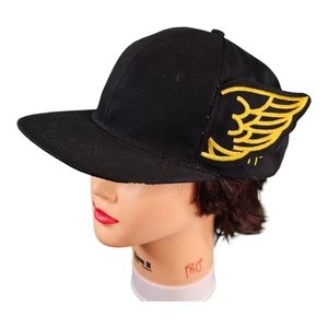 Topp To Infinity Wing Flaps Aviator Goggles Print Black Hat Snapback Cap OSFA‎